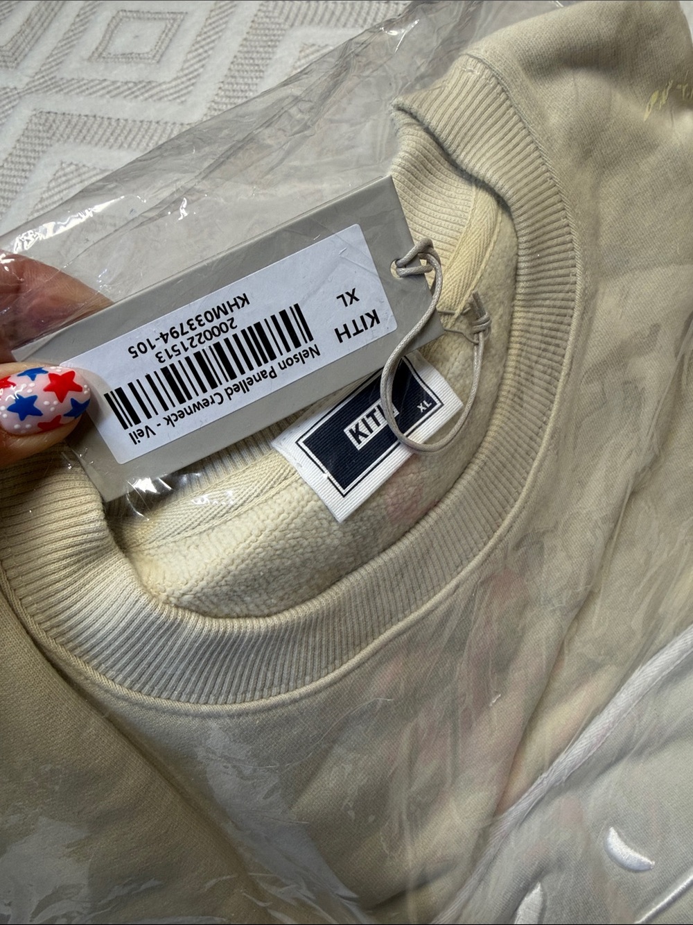 KITH - Nelson Panelled Crewneck - Veil - Picture 5 of 6